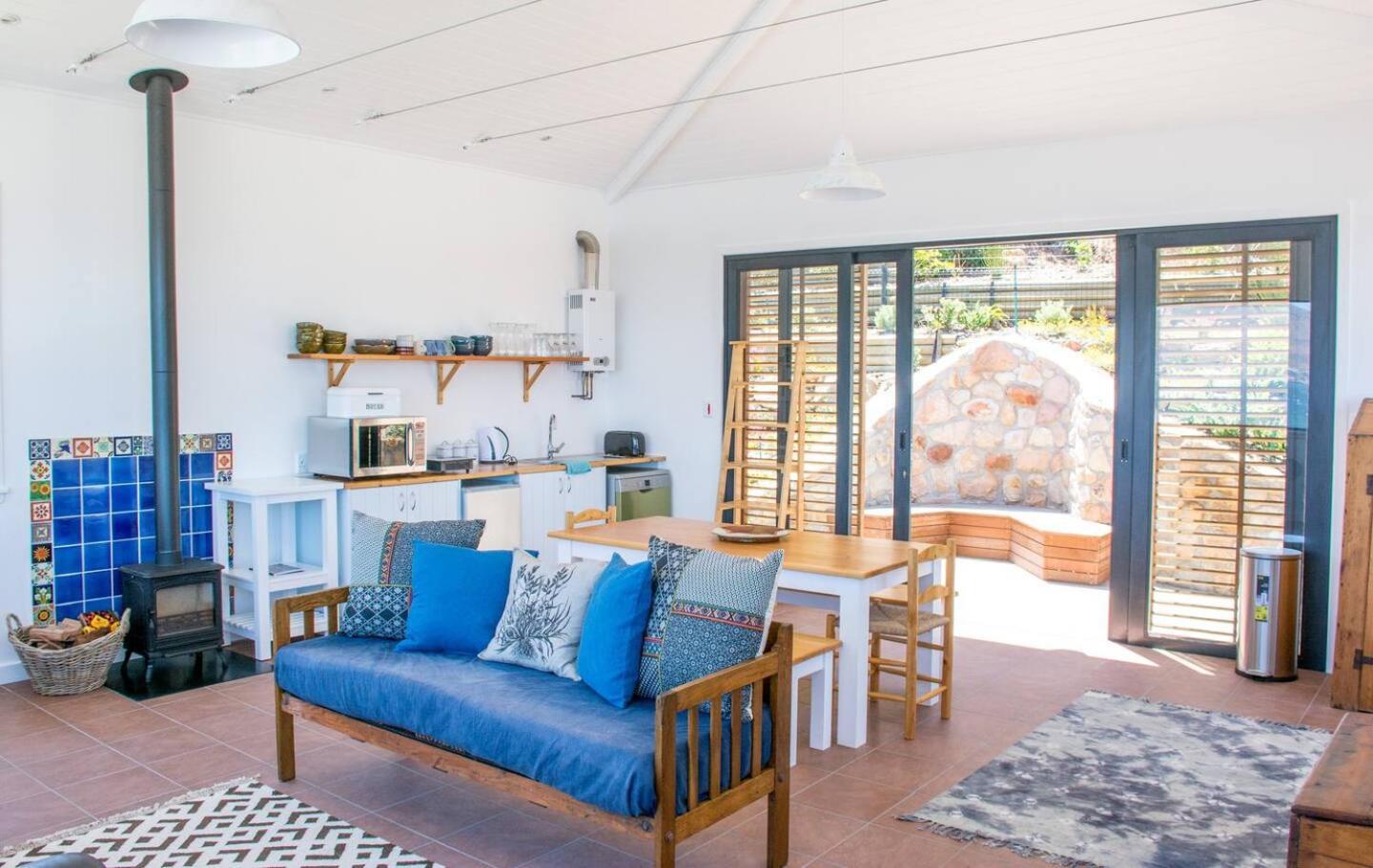 Modern Beach Apartment By Open Home Kalk Bay Exteriör bild